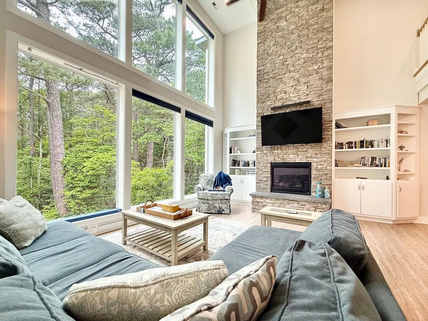 4 BR w/Private Beach+Community Pool~Game Room - Image 1