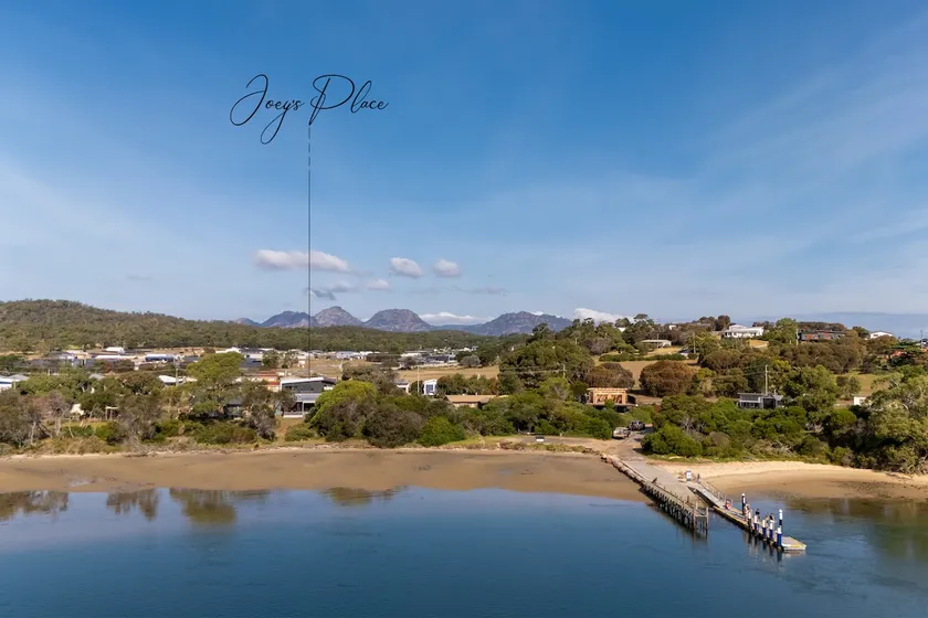 Joeys Place- Waterfront| Views| Sunsets @Freycinet - Image 1