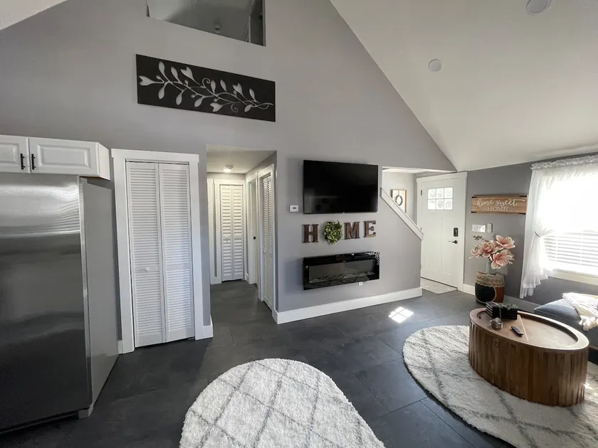 Cozy NEW home in Fulton! - Image 1