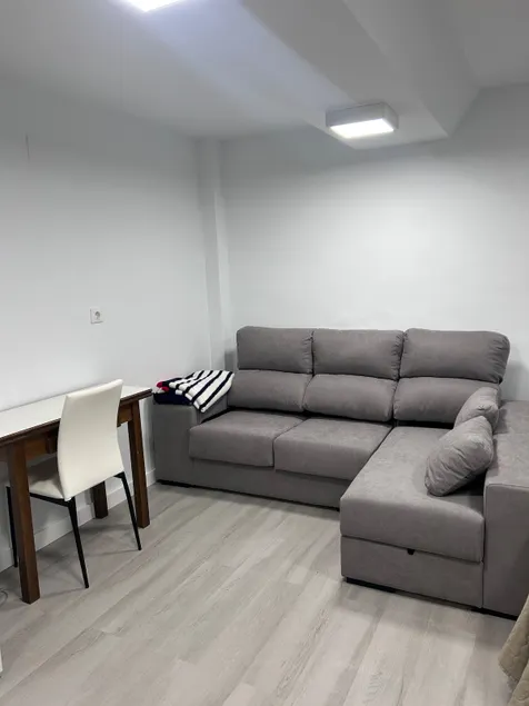 Interior studio (4) - Image 1