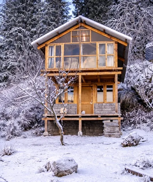 Apple Orchard Cottage | Glass Views - Image 1