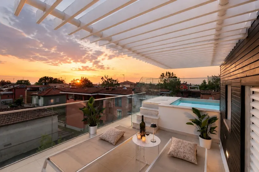 Rooftop Pool - VIP Penthouse - Image 1
