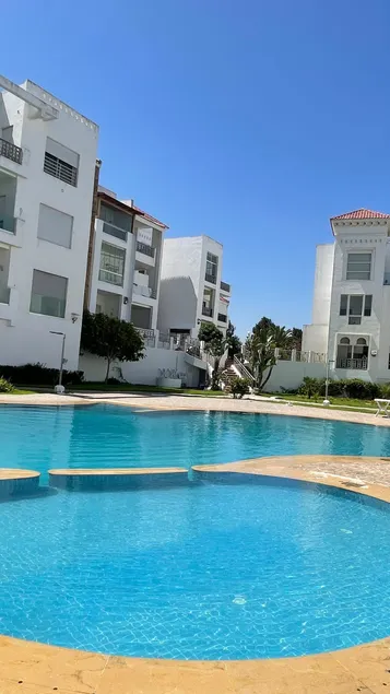 Oceanfront • Pool • 24/7 check-in • Private parking - Image 1