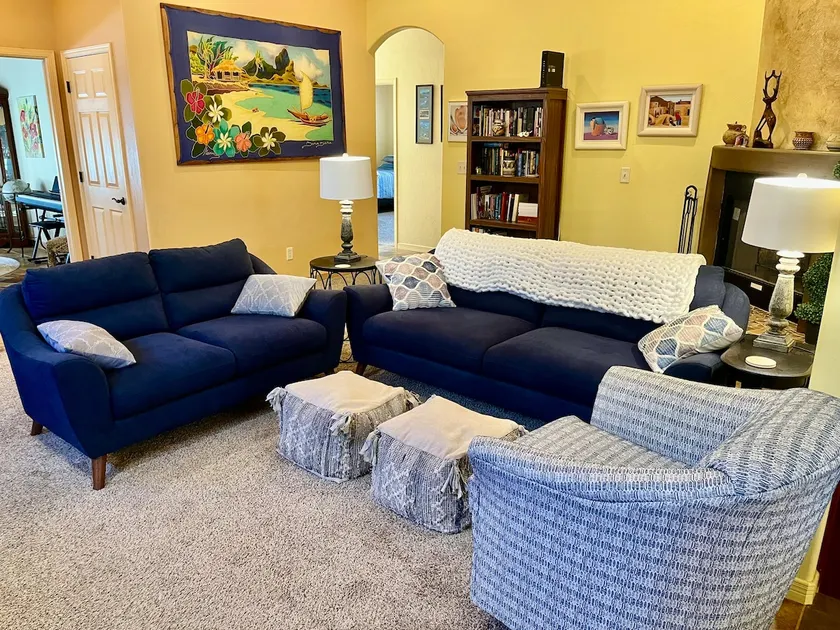 Connie’s Cozy Abode - Image 1
