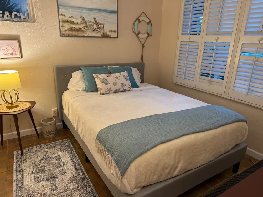 Bahama House Apt 4 - Image 1