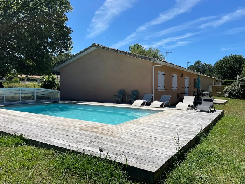 Vacation home - Image 1