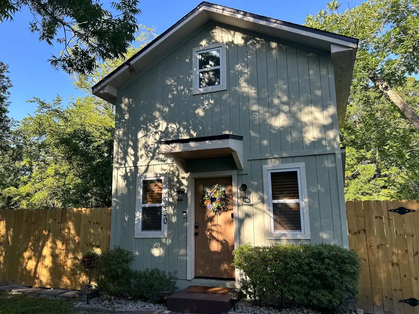 Saint Augustine Pecan House - Image 1