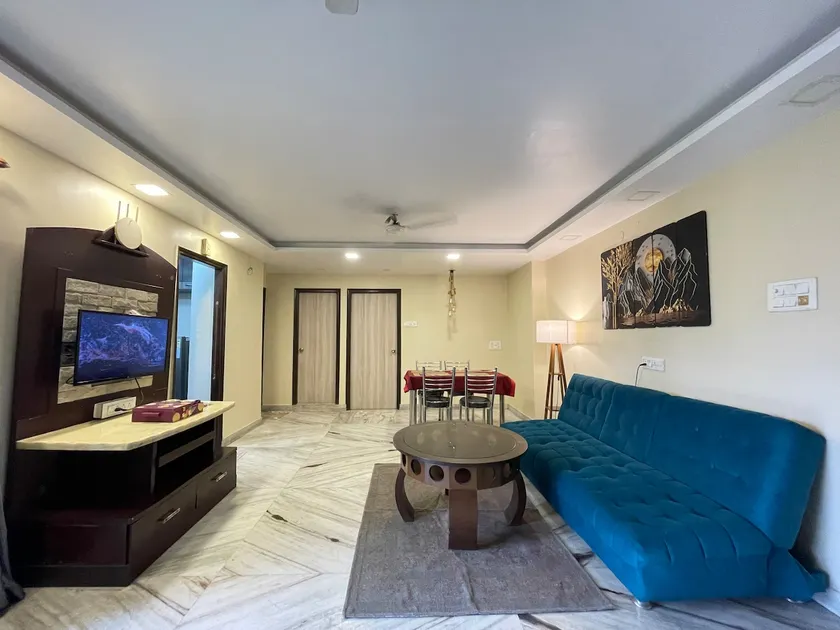 Spacious 2BHK Furnished Near Apollo Hospital - Image 1