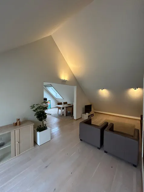 Bad apartment (160m2) - Image 1