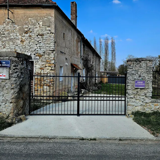 Ferme Des Chapelles - Image 1