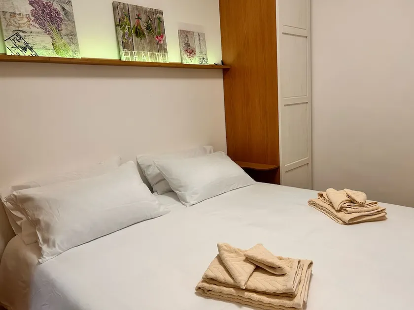 BloomHouse - apartment - Image 1