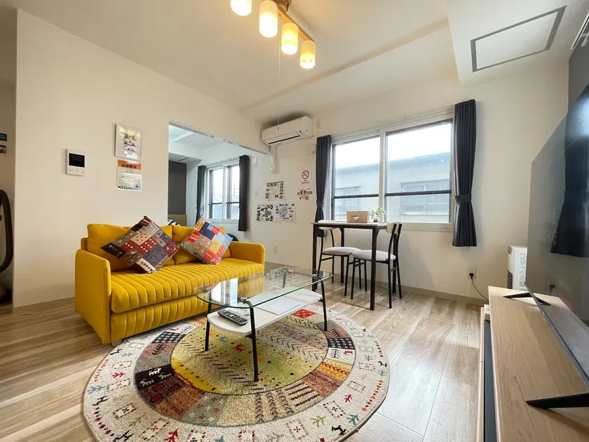 Newly built property!Within walking distance of Chitose Station, free Wi-Fi, Netflix available, coin parking right in front... - Image 1