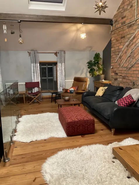 Giddle Gaddle 2bed apartment - Image 1