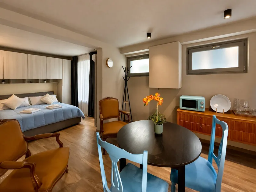 Blue Casbah Suite in downtown Menaggio - Image 1