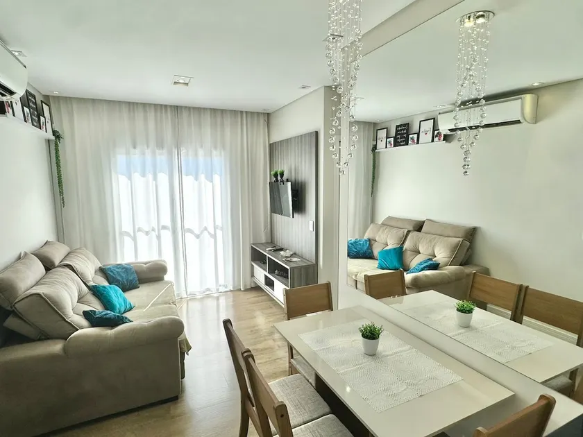 Well located with air conditioning and a beautiful view - Image 1