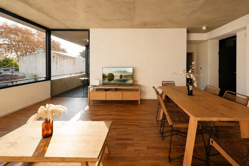 Modern terrace building, pool, laundry, grill - Image 1