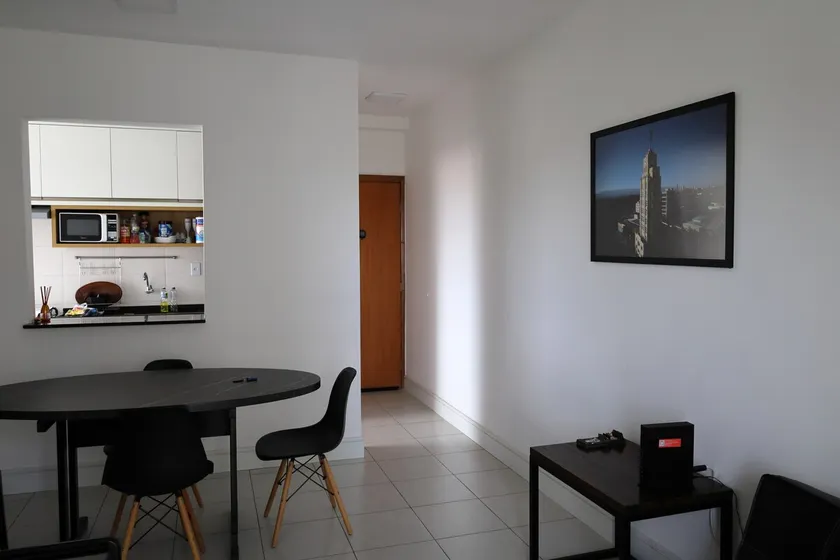 Downtown 300mega WIFI, 2 bedrooms, 2 bathrooms, 2 covered parking spaces - Image 1