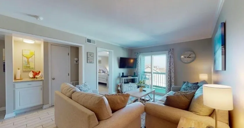 2BR/2BA Condo - Steps to Carolina Beach & Pool - Image 1