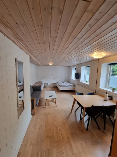 Spacious 1 bedroom apartment. - Image 1