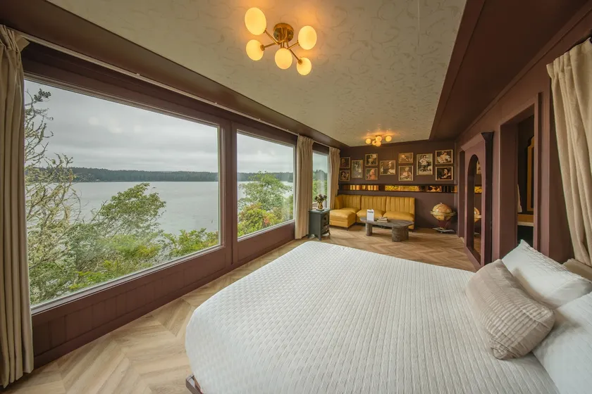 Wine Cabin w/ Private Hot Tub Pet-Friendly - Image 1