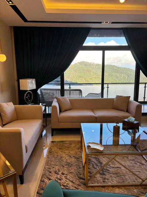 The best luxury apartment free cancellation - Image 1