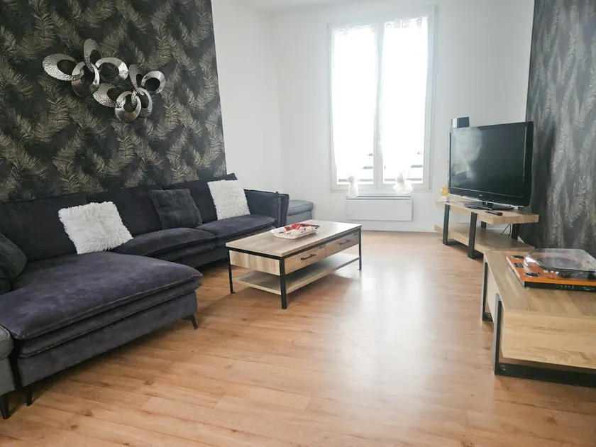 Le Saint Cyr / Cozy apartment / Sleeps 6 - Image 1