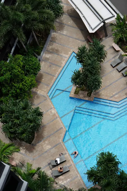 Absolute Gem in South Brisbane w Parking n Pool - Image 1
