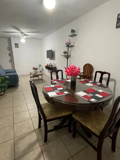 Cozy family home near Plaza Valle - Image 1