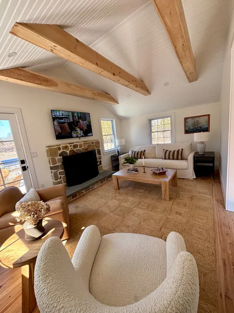 Cozy 3-Bedroom Farmhouse Near the Jersey Shore! - Image 1