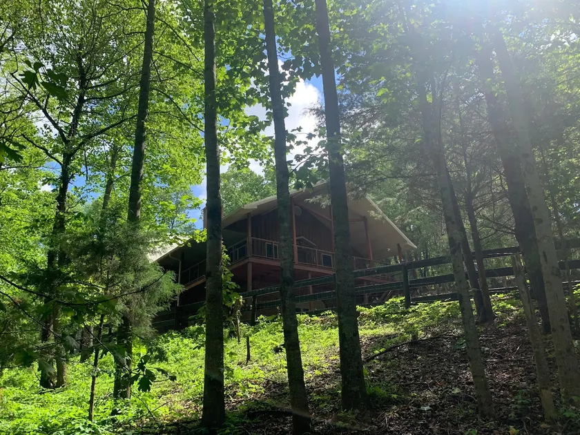 Ally’s Farmhouse - Image 1