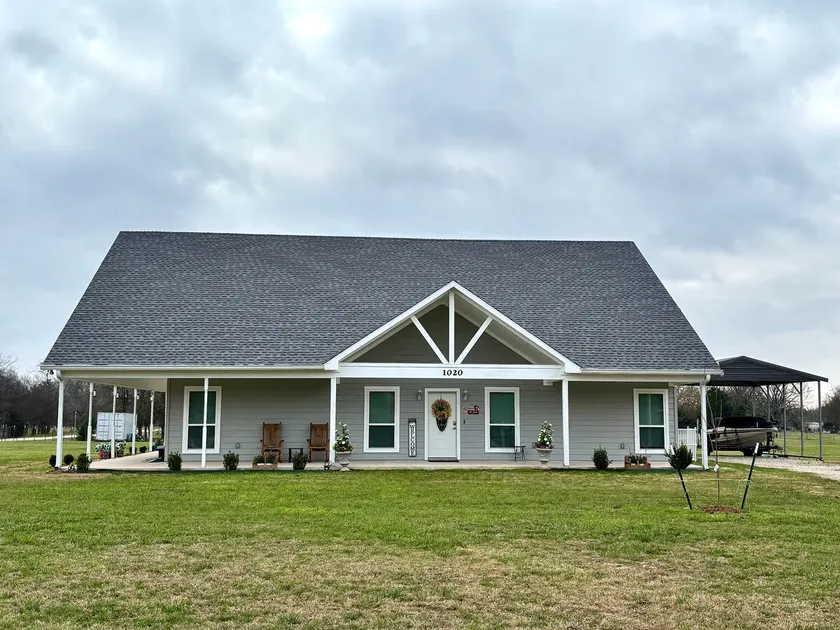 Lake Tawakoni Retreat w/ Porch - Image 1