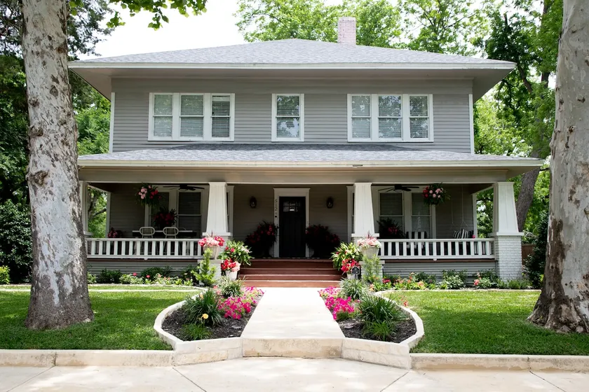 The 512 House - Image 1
