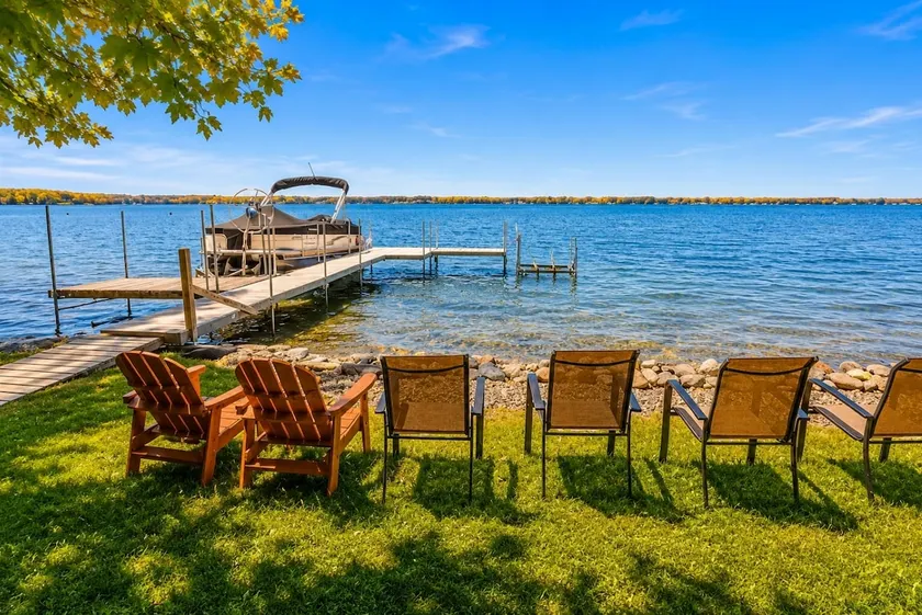 2 House 26 Guest Cayuga Lakefront | Hot Tub/Kayak - Image 1
