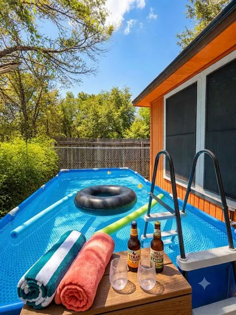 Lake Travis 3BR with Pool, Fire Pit & BBQ - Image 1