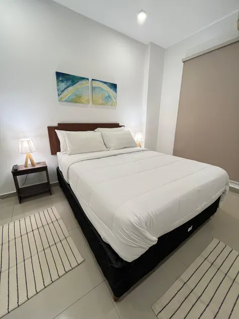 Shopping del Sol Apartment - Image 1