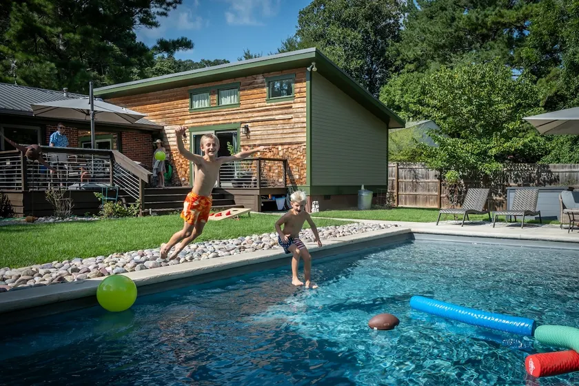 Poolside Luxury Minutes from UGA - Image 1