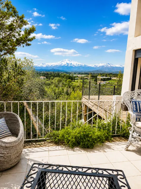 Apartment with Terrace overlooking Gardens and Canigou - Image 1