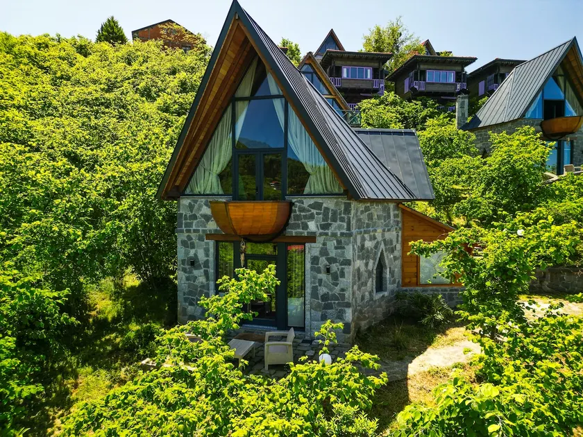 Stone Bungalow with Jacuzzi - Image 1