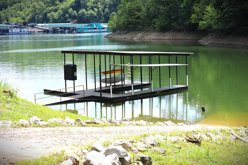 Norris Lake Lakefront | Sleeps 12–15 | Dock | Pets allowed - Image 1