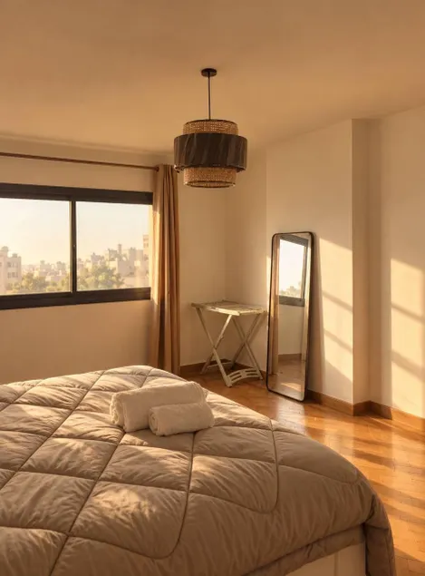 Bright cozy studio apartment - Image 1