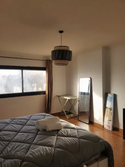 Bright cozy studio apartment - Image 1