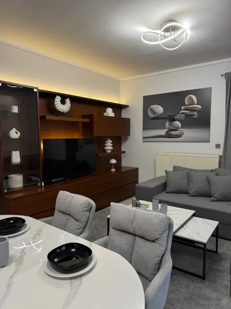 Mnēmes Apartment - Image 1