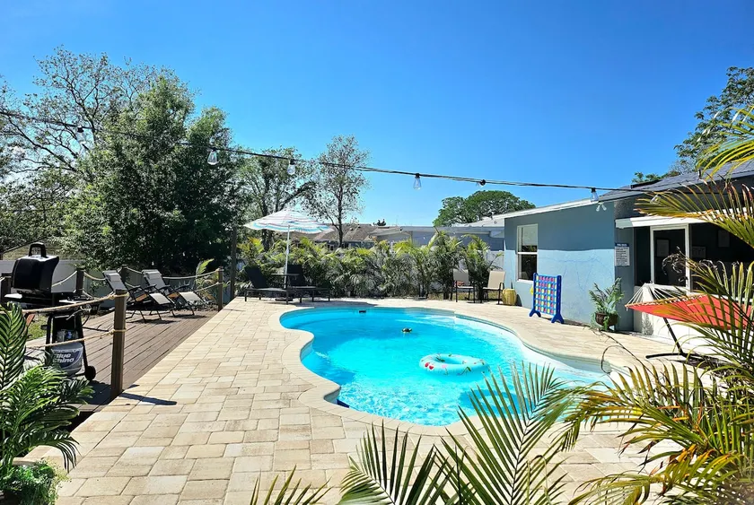 Orlando Lux Lakehouse- Pool-BB Court-Games-FP-BBQ - Image 1