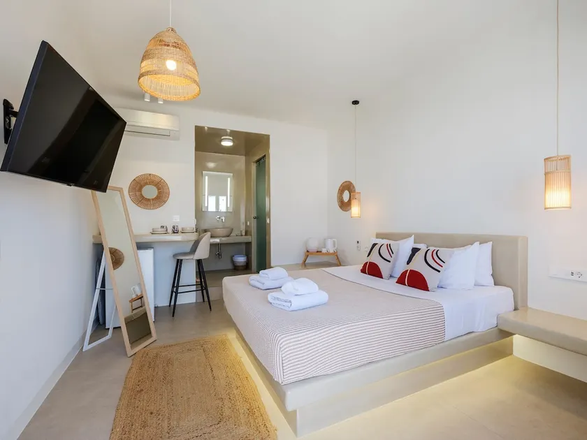 Fabrika House by Dival Properties Mykonos - Image 1