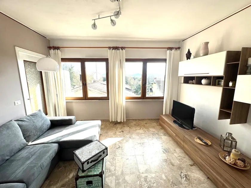 The Lake Porch - Apartment with a View - Image 1
