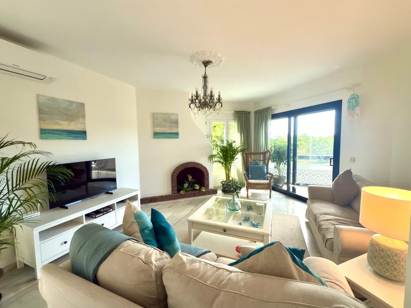 Elegant Coastal Escape - Image 1