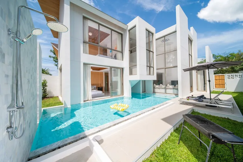 4BR Private Pool Villa | Family Stay | near Laguna - Image 1