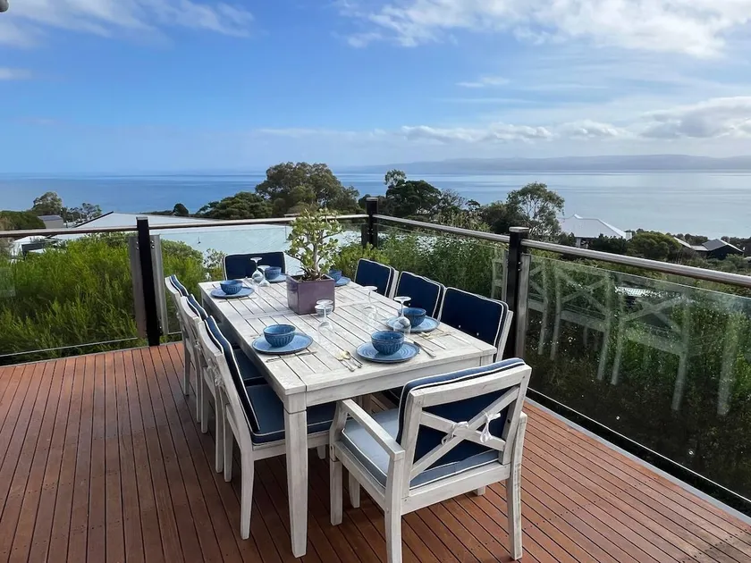 Aperture - 3-bedrooms house with Stunning Views framing your Escape! - Image 1