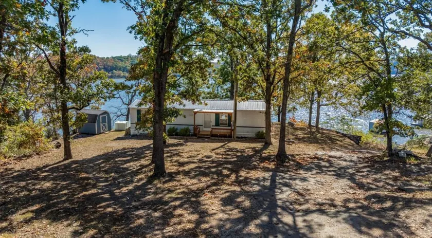 Grand Lake Fishing Cabin W/ Dock - Image 1