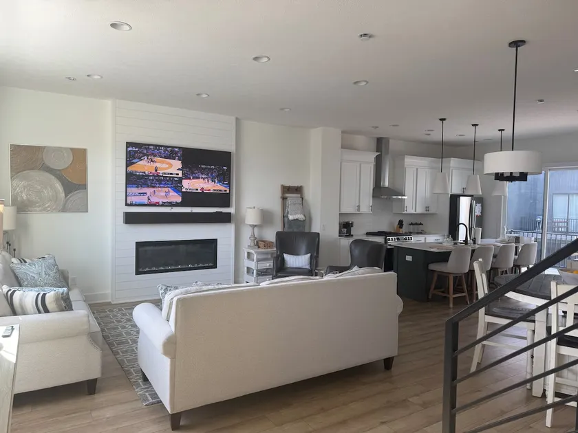 Most Poplar Place - Image 1